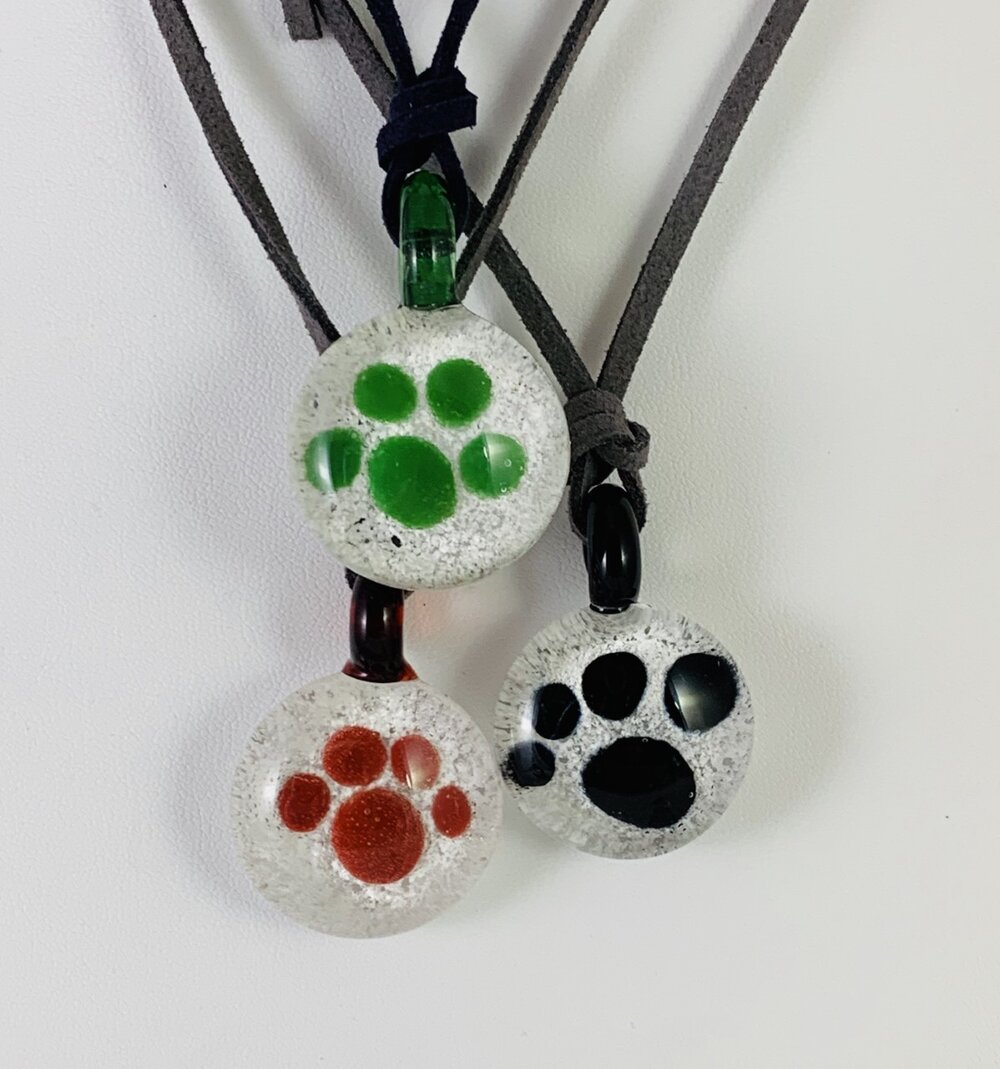 Glass House Experience Pet Memorial Pendant